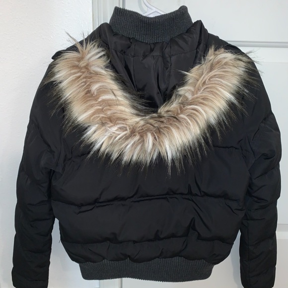 American Eagle Faux Fur Puffer Jacket - Picture 2 of 4